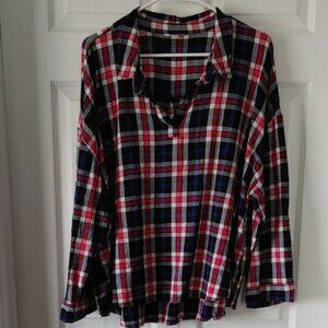 Plus size V-Neck Plaid Long Sleeve Hi-Low Blouse sz 26/28W EUC 100% Rayon Pink